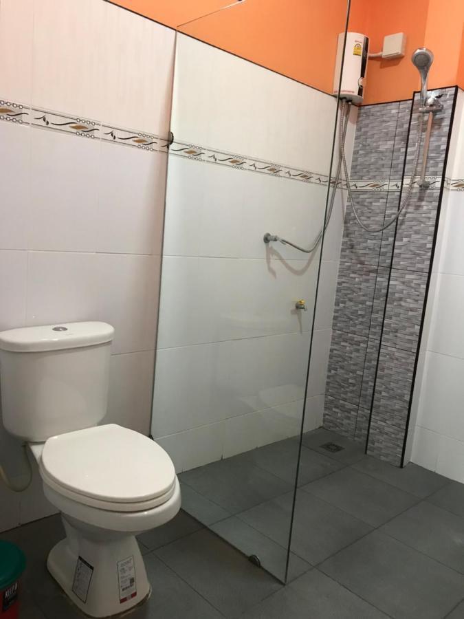 Tara House Hotel Ko Lanta Екстериор снимка