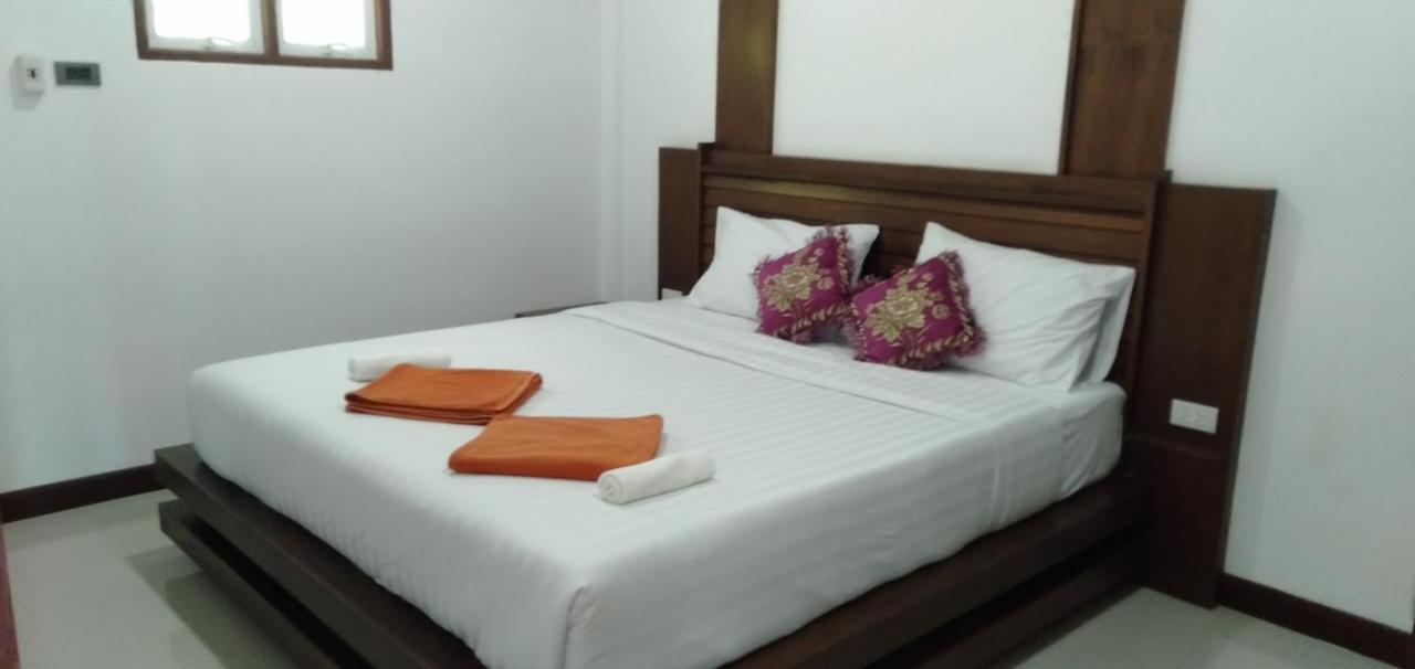 Tara House Hotel Ko Lanta Екстериор снимка